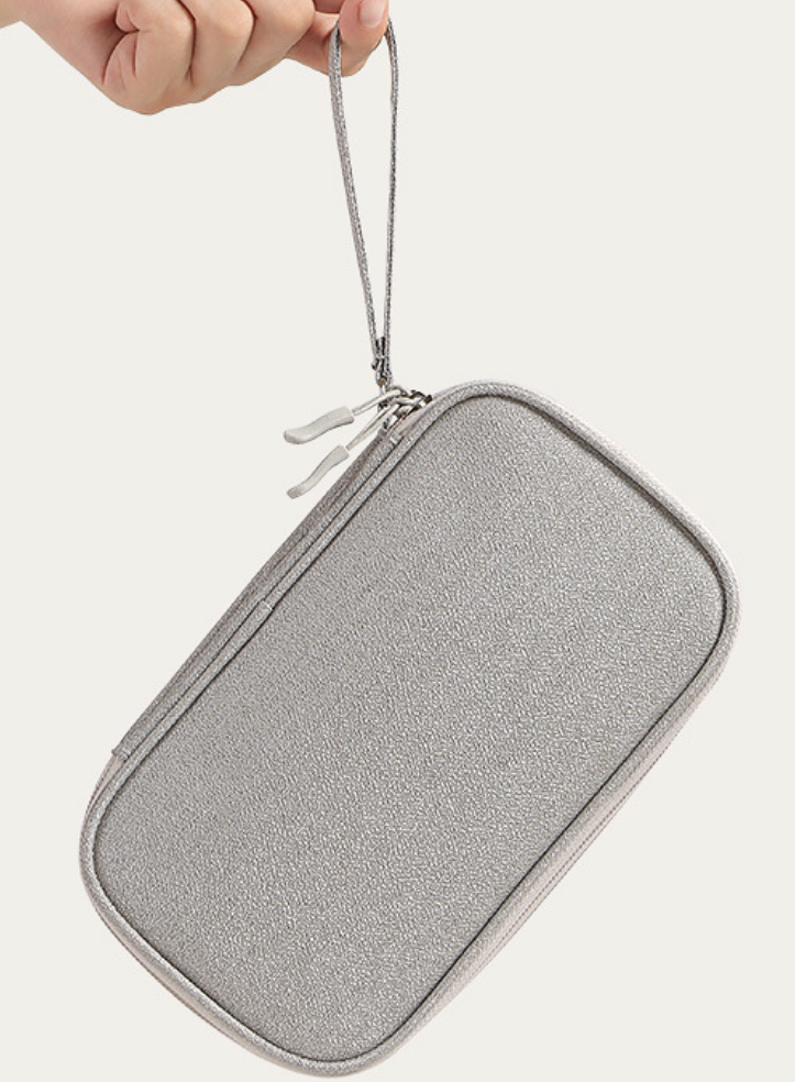 Tech accessories organizer